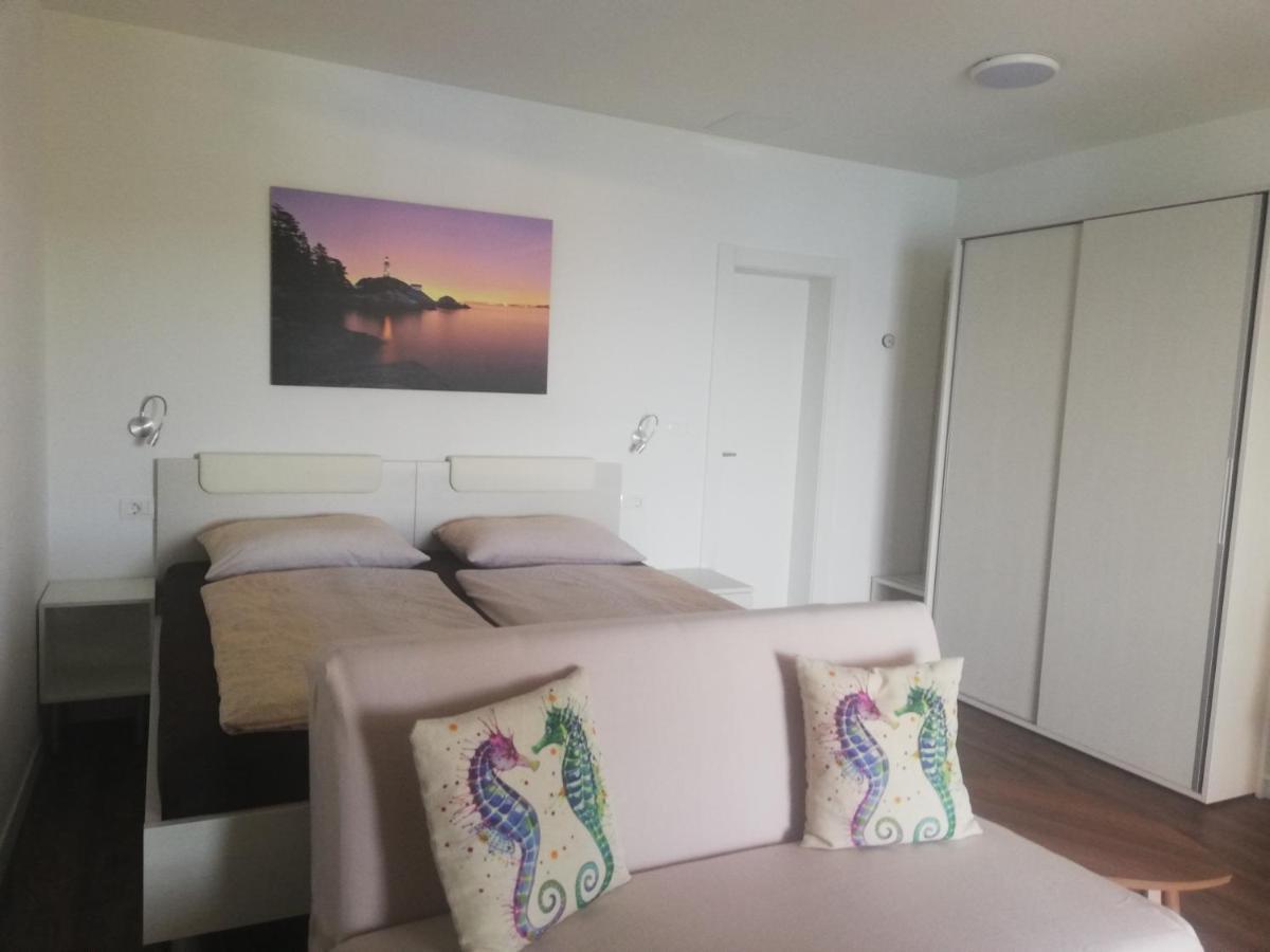 Bodo Apartment ลาบิน ภายนอก รูปภาพ